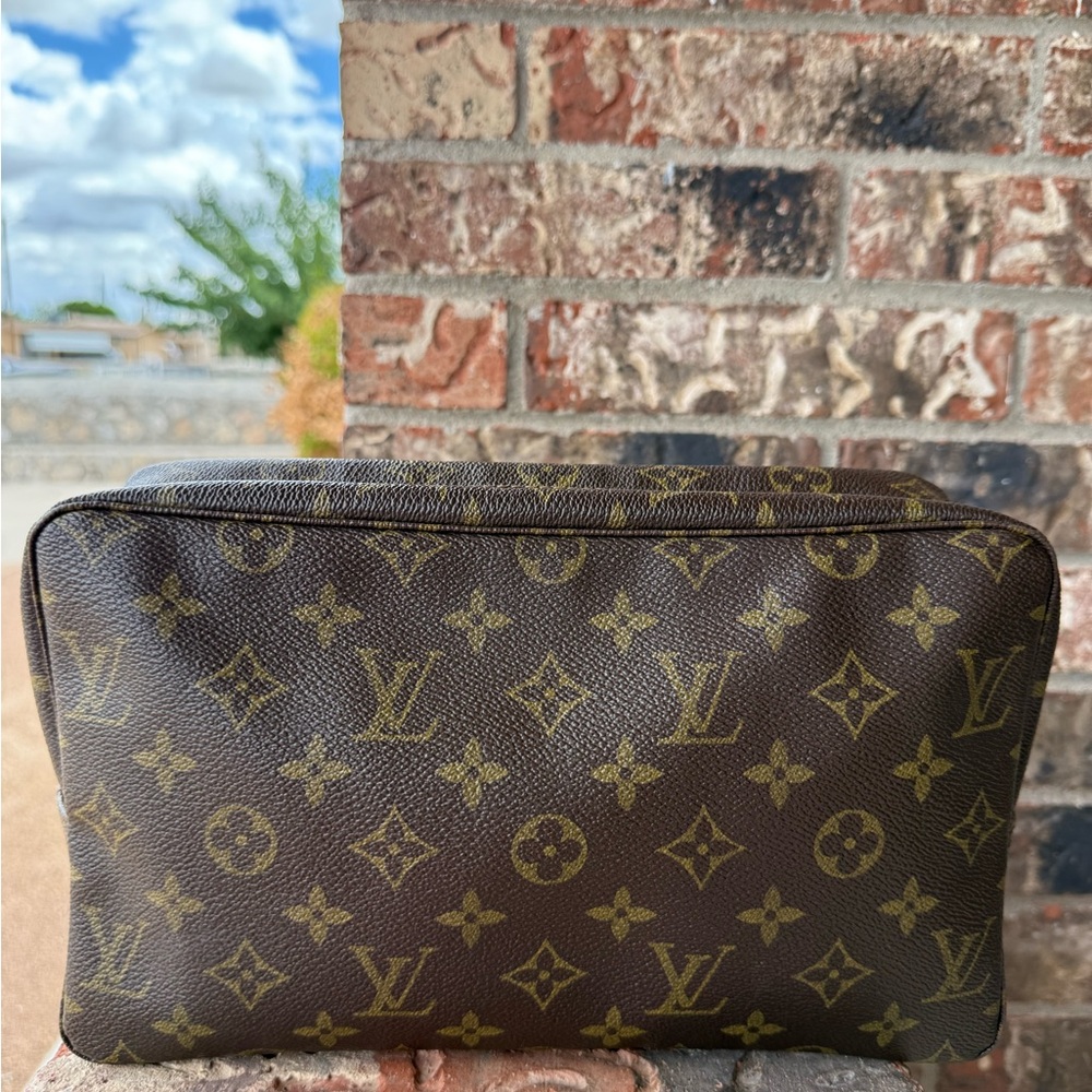 Louis Vuitton Trousse 28 Monogram Bag!!!!